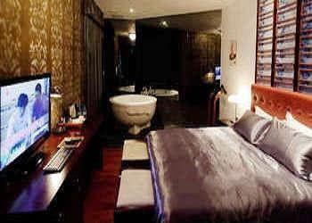 Latin Hotel - Guiyang Гуейян Екстериор снимка