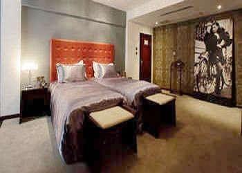 Latin Hotel - Guiyang Гуейян Екстериор снимка